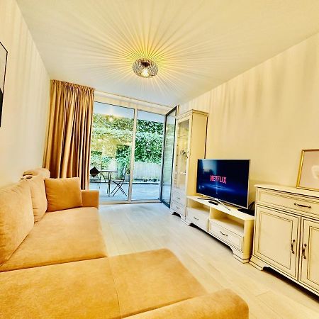 Palfi Apartment With Garden & Parking Kluż-Napoka Zewnętrze zdjęcie