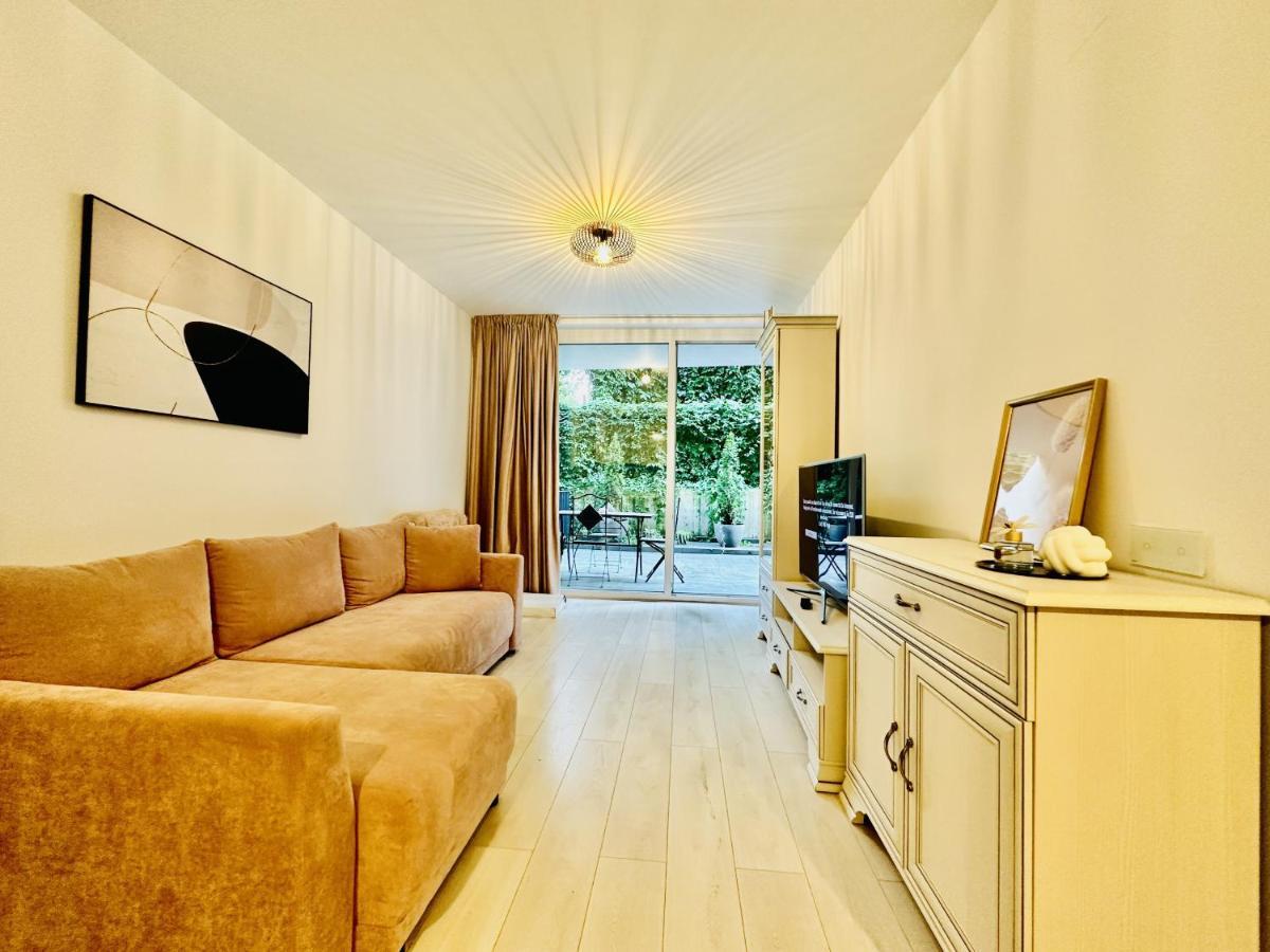 Palfi Apartment With Garden & Parking Kluż-Napoka Zewnętrze zdjęcie
