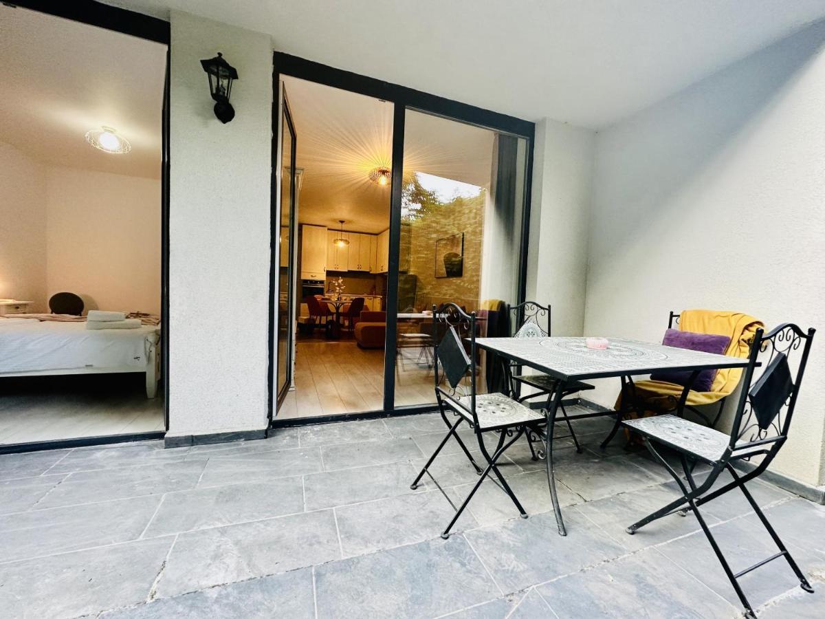 Palfi Apartment With Garden & Parking Kluż-Napoka Zewnętrze zdjęcie